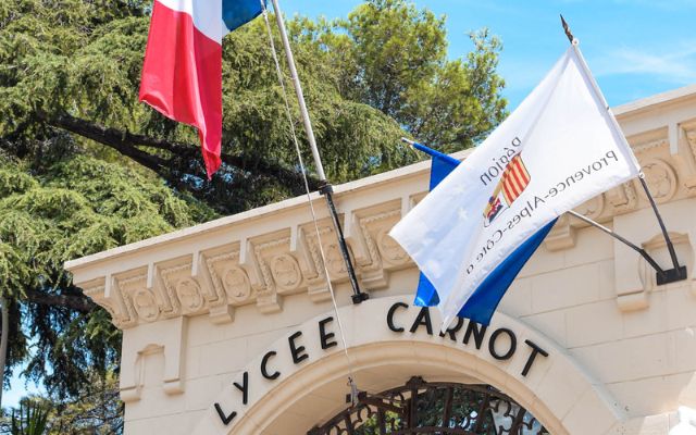 Campus carnot hosting